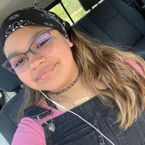 Meet your Posher, Jade